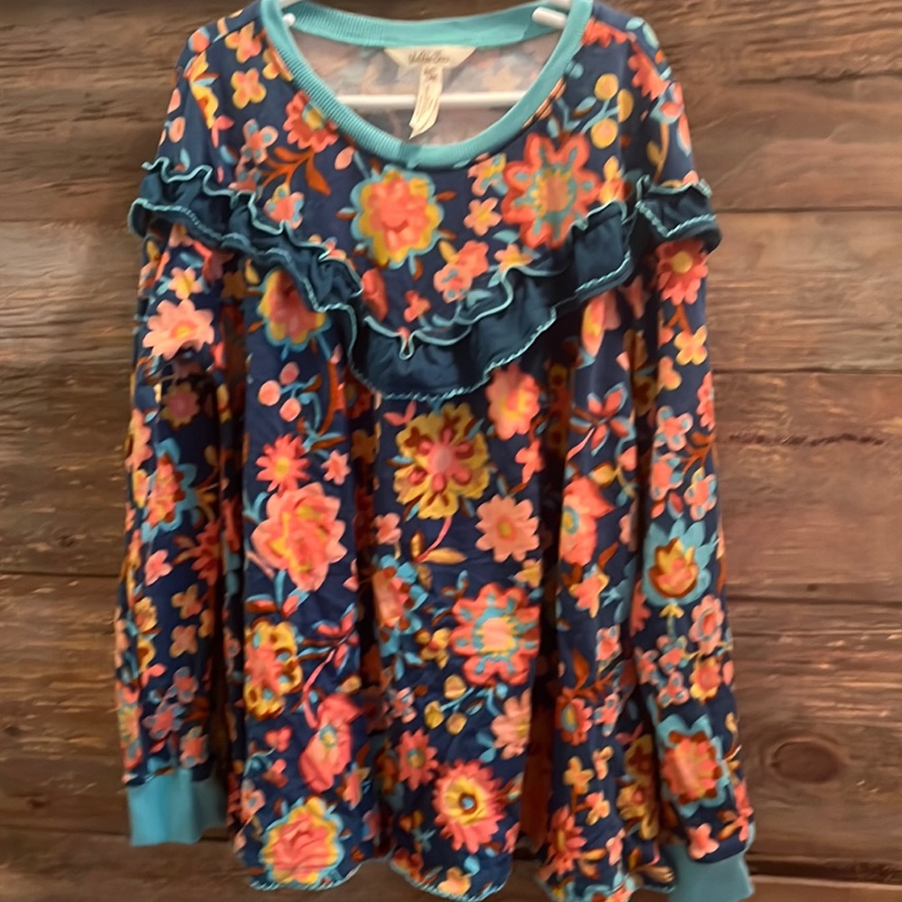 Matilda Jane shirt like new….size 12 only worn maybe 1x